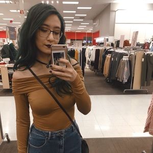 Meet your Posher, Tie